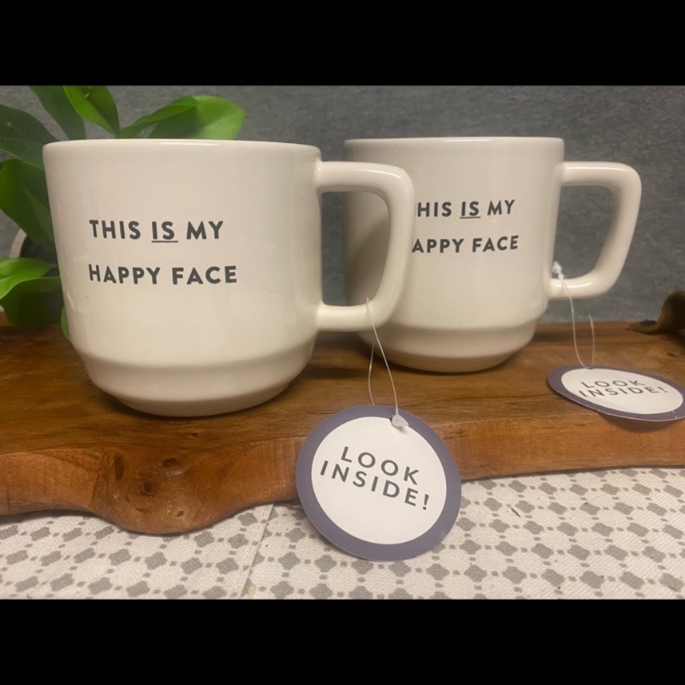 LOOK INSIDE MUGS